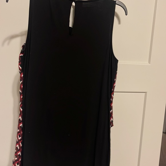 Top - Picture 2 of 2